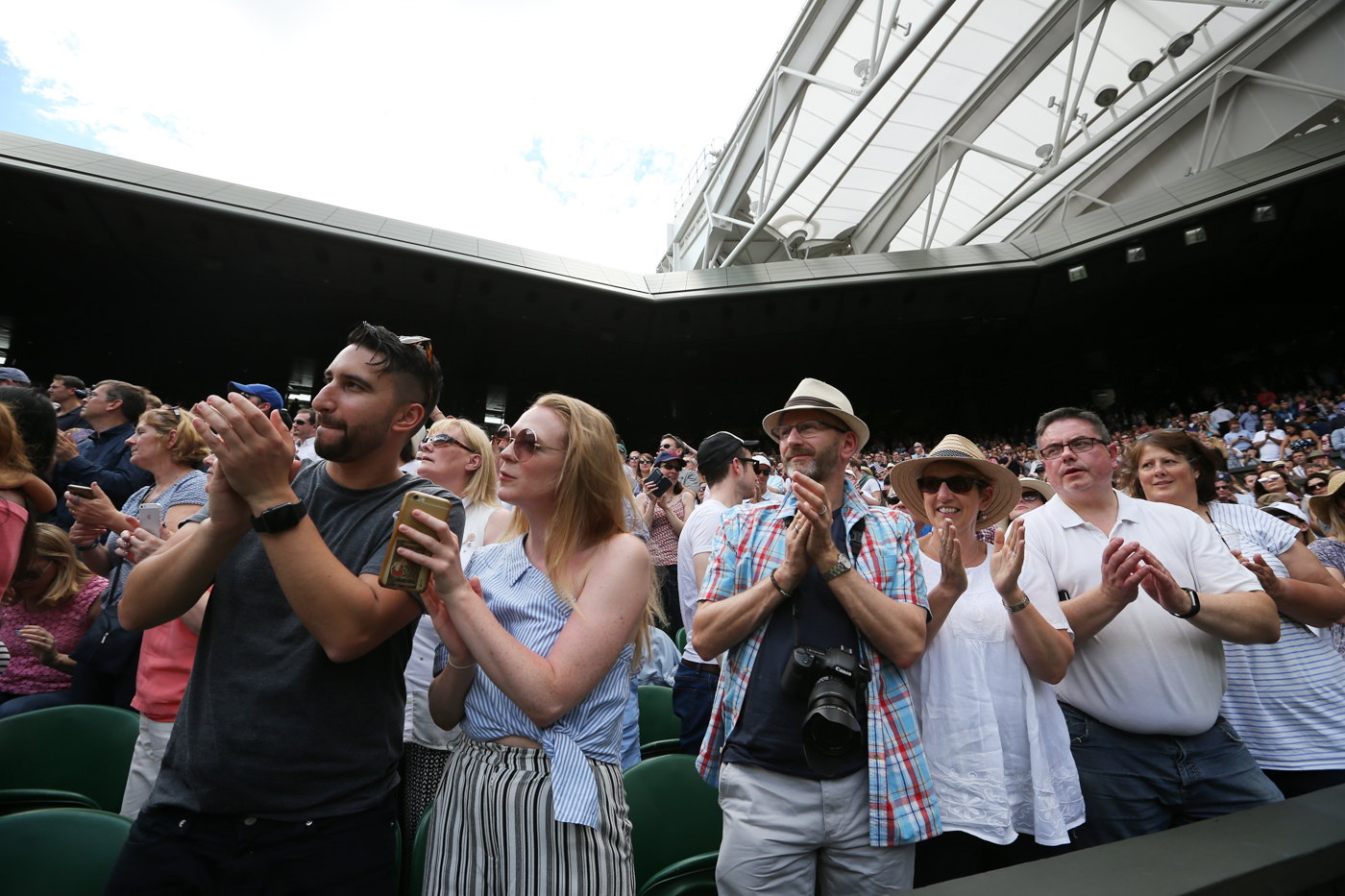 Highlights and views from around the grounds on Middle Sunday