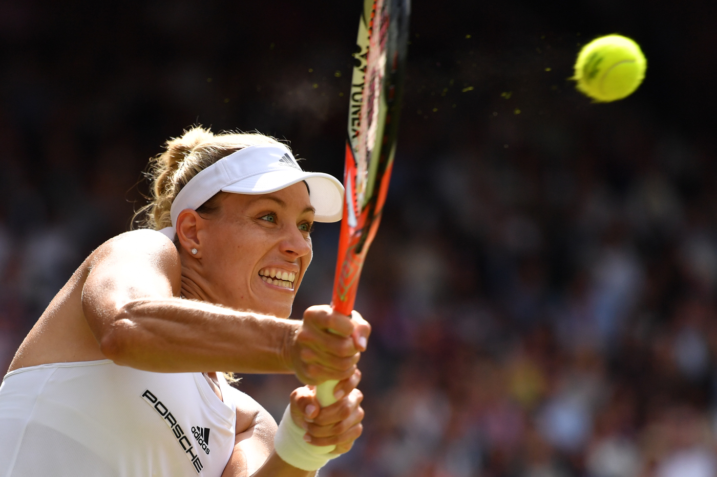  Ladies' Semi-Finals: Kerber defeats Venus Williams