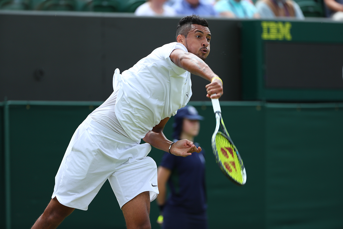 Kyrgios smothers Stepanek in blizzard of aces