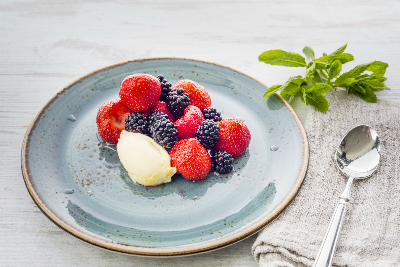 Strawberries & blackberries with clotted cream